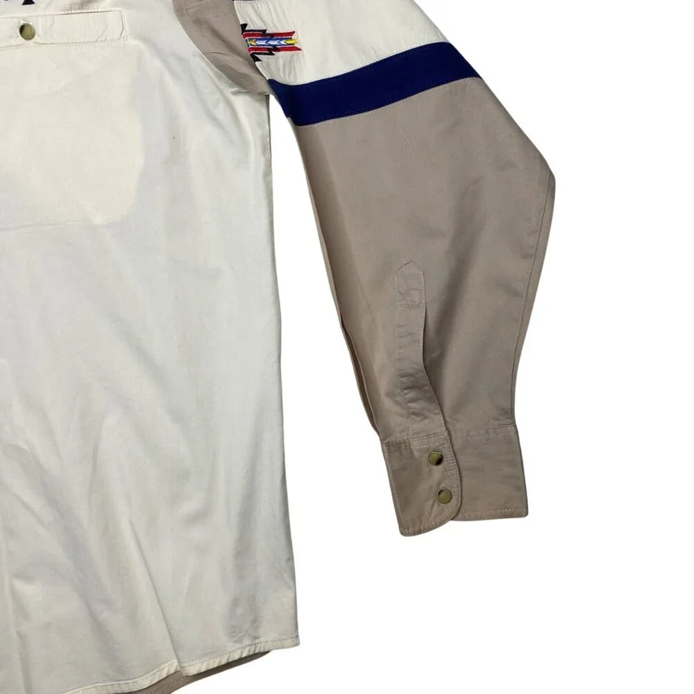 VTG Wrangler Beige/Blue Color block Embroidered southwestern Snap shirt XL - Picture 4 of 9